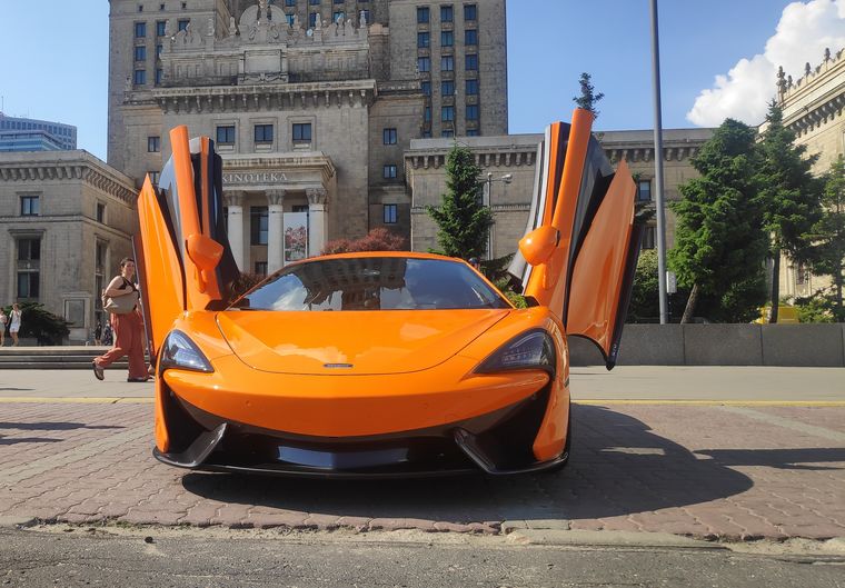 MCLAREN 570S