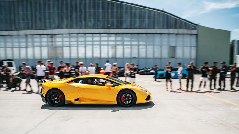 LAMBORGHINI Huracan LP 610-4