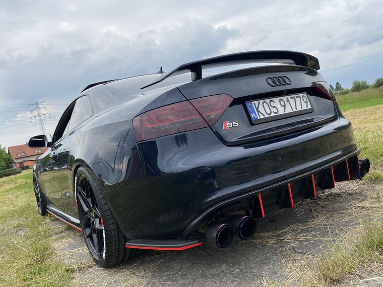 AUDI S5