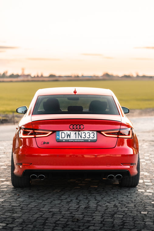 AUDI S3