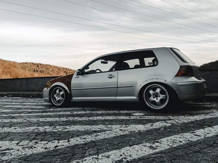 VW Golf 4
