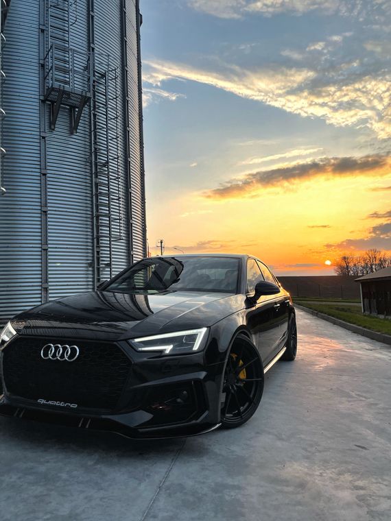 AUDI a4 b9