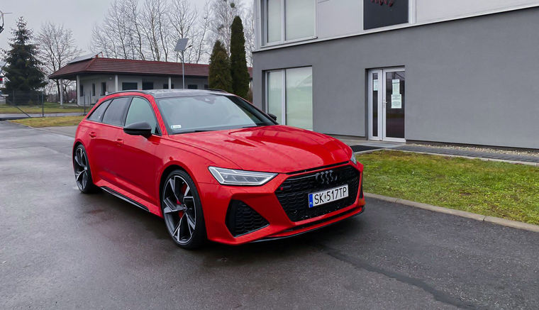 AUDI RS6